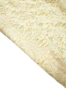 一套性感两件套服装，包括蕾丝抹胸上衣和中长鱼尾裙，适合度假穿着。 - 黃色 - 查看 10