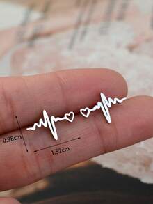 一对不锈钢小兔子耳钉，多种款式可选，包括小动物、海洋、花朵、昆虫、蝙蝠、蜘蛛网、钻石牙齿、心电图、猫狗爪印、蝴蝶、草莓、向日葵、叶子等几何图案耳钉，男女皆宜，还有章鱼、蜗牛、郁金香、心形、星星等迷你耳钉。 - 一對不鏽鋼小耳環 - 查看 21