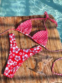 Women's Bikini Swimwear, Cute Casual Plaid Hibiscus Pattern Beach Swimwear, Summer Red Fashion Set/Outerwear/Birthday Outfit/Casual/Y2K/2000s/Millennium Clothing/Elegant/Old Money/Streetwear/Vacation/Music Festival Beach Attire - Red and White - View 3