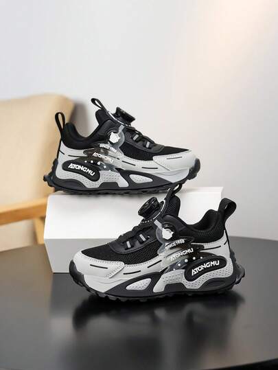 1 đôi giày thể thao đế dày cổ thấp cho trẻ em, thiết kế phối màu, họa tiết trang trí lớn, thời trang đa năng cho cả ngày, khóa xoay điều chỉnh dễ dàng tháo/mặc, phù hợp cho học sinh.