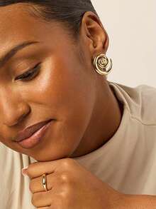1 Pair Minimalist Spiral Stud Earrings For Women, Large Geometric Dangle Gold Earrings Suitable For Everyday Wear And Holidays - Gold - View 2