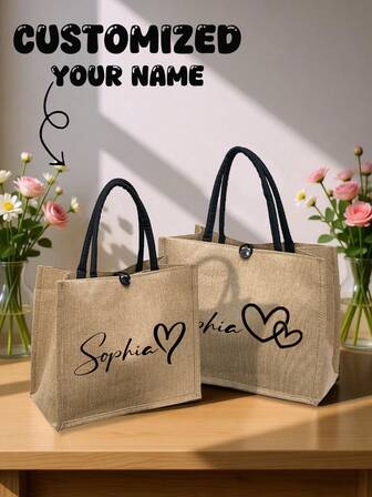 กระเป๋าโท้ทผ้าลินินส่วนบุคคลที่ปรับแต่งได้พร้อมแบบอักษรต่างๆ ให้เลือก กระเป๋าโท้ทกลางแจ้งที่มีสไตล์นี้เป็นกระเป๋าที่ออกแบบเองสำหรับวัยรุ่น และสามารถปรับแต่งด้วยชื่อหรือคำทักทายในวันหยุดได้ เป็นกระเป๋าความจุขนาดใหญ่ เหมาะสำหรับช้อปปิ้ง ของขวัญ วันวาเลนไทน์ วันครู และกิจกรรมต่างๆ