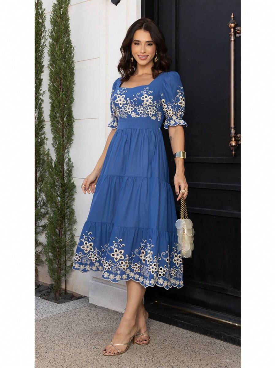Elegant Midi Dress In 3D Lace, Lined, With Puff Sleeves, Princess Neckline And Full Skirt. - Blue - View 1