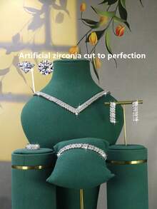 Conjunto de joias de luxo em estilo real com design geométrico em formato de V, composto por 5 peças: colar, pulseira, brincos e anel. Ideal para uso diário, casamentos e como presente de aniversário de casamento (acompanha caixa de presente dourada). - Terno de noiva geométrico em formato de V - Ver 3