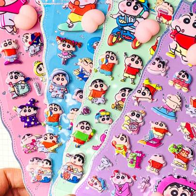 随机赠送1张蜡笔小新图案的可爱桃子图案减压拥抱贴纸，可用于行李箱、水瓶、手机壳等，也可作为礼物、装饰、手账、日记本等。家居装饰、装饰品、派对装饰、生日礼物、各种节日礼物之选，时尚百搭。时尚单品。奢华。缝纫。DIY