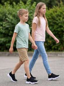 Kids' Black & White Knit Slip-On Casual Sneakers, Sporty Lightweight Comfortable Easy-Wear Shoes