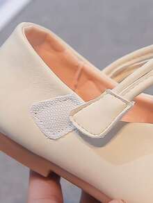 1 Pair Toddler Girls' Cute Princess Leather Shoes, Breathable Soft Sole Anti-Slip Versatile Children Shoes, Hook And Loop Closure Mary Jane Shoes, Convenient For Spring, Summer, Autumn - Beige - View 10