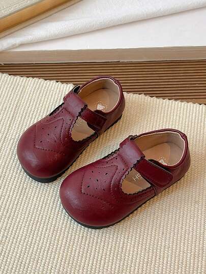 1 Pair Casual & Fashionable Children's Flat Shoes, PU Patchwork Upper, Solid Color PU Leather Main, Design, Round Toe Patchwork Simple & Fresh, Soft Lightweight Breathable, Hook And Loop Closure Convenient, Suitable For Children's Casual, Play, Holiday Occasions, Combining Aesthetics And Practicality