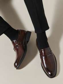 Abfuber Mocasines de estilo retro clásico para hombres, zapatos elegantes para caballero, parte superior transpirable de unicolor, suela antideslizante, adecuados para uso diario casual, negocios, ocasiones formales, graduación, boda, fiesta, primavera/verano/otoño. Se recomienda pedir una talla talla grande grande para uso formal/de negocios formales - Marrón - Ver 10