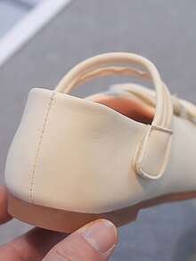 1 Pair Toddler Girls' Cute Princess Leather Shoes, Breathable Soft Sole Anti-Slip Versatile Children Shoes, Hook And Loop Closure Mary Jane Shoes, Convenient For Spring, Summer, Autumn - Beige - View 9