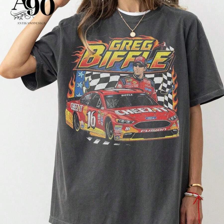 Greg Biffle T-Shirt, RIP Greg Biffle Shirt, Greg Biffle Tee, Vintage 90s - 黑色 - 查看 1