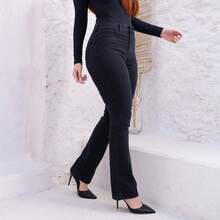 Calça Jeans Feminina Petit Preta Biotipo Original Lycra Elastano Cintura Alta Confortável Boca Sino Flare - Preto - Visão 14