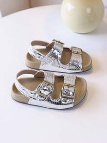 1双PU材质幼儿男女童新款3D纹理沙滩凉鞋，防滑，时尚休闲经典款，适合夏季穿着 - 銀色 - 查看 2