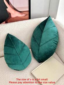 1个纯色叶子装饰抱枕，柔软舒适的天鹅绒材质，适用于客厅沙发、卧室床头板装饰、靠垫，也是一份很棒的情人节礼物，苔藓绿 - 墨綠色 - 查看 2