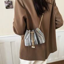 Fashionable, Compact, Lightweight, Simple Style. Spring 2026 New Model. Stylish And Elegant Women's Chain Bag. - Black - View 8