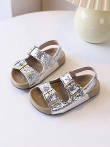 1双PU材质幼儿男女童新款3D纹理沙滩凉鞋，防滑，时尚休闲经典款，适合夏季穿着 - 銀色 - 查看 1