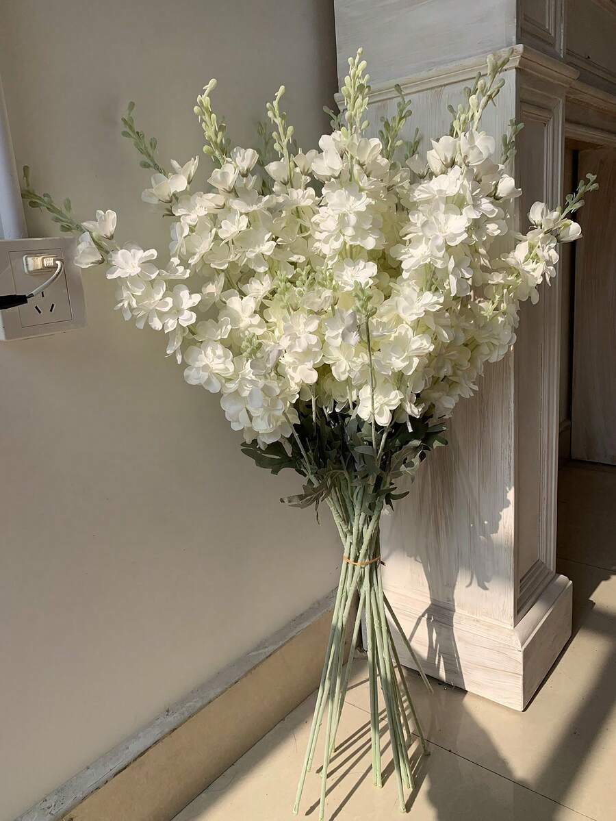 1件 33英吋人造飛燕草絲綢花長莖仿真植物 花藝布置 家用辦公室花園婚禮桌面花瓶裝飾 人造花 臥室裝飾 花束 房間裝飾 臥室裝飾 臥室配件 花園配件 仿真鮮花 家用 花園 仿真花 人造植物 生日 臥室 臥室配件 仿真鮮花 人造花 生日禮物 - 白色 - 查看 1