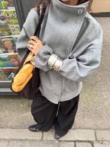 女款純色復古雙排扣漏斗領大衣，長袖標準版型夾克，適合秋冬通勤 - 淺灰色 - 查看 3