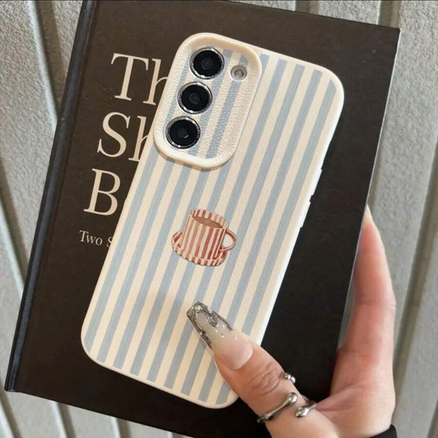 1pc TPU Material Blue & White Striped Coffee Cup Pattern Fashionable Phone Case Compatible With Samsung/A05s/A12/A13/A14/4G/A15/A21s/A23/A25/A32/5G/A34/A35/A50s/A51/A52/A53/A54/A55/A71/A72/A73/S10/S20FE/S20Ultra/S21Ultra/S22/S22Plus/S23/S24, Redmi/10C/12C/Note10/11/12/13/ProPlus/Note8/9Pro, Full Body Protective Soft Shell Cover - White - View 1