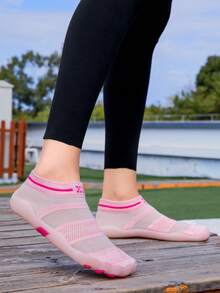 New Unisex Sports Outdoor Wading Shoes, Anti-Slip, Anti-Sand, Beach Shoes, Water Shoes, Hiking Shoes, Suitable For Gym, Camping, Streams, Beaches, Grasslands. Outdoor Quick-Drying, All-Terrain Outdoor Shoes, Anti-Slip Soles, Applicable For Gym, Beach, Camping, Hiking, Surfing, Swimming - Pink - View 9