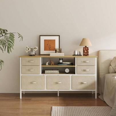 チェスト 収納タンス テレビ台 スチールフレーム 木製天板 衣類収納 簡単組立 安定 耐久 ナチュラル 折りたたみ布製引き出し リビングルーム ベッドルーム 寝室 3段7杯（奥行き30㎝x 幅120㎝x 高さ65㎝）