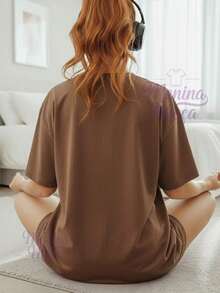Women's Oversized Capybara Force Of Hate T-Shirt - Stylish And Comfortable Fitness/Gym Suit - 100% Cotton - On - 鏽棕色 - 查看 3