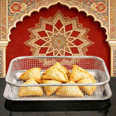 1pc Multi-Size Oil Filter Tray & Kitchen Strainer, Minimalist Durable Easy Clean, For Home Kitchen Outdoor BBQ Restaurant, Middle East Use