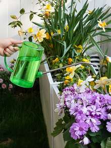 1 件高品质耐用塑料浇水壶，适用于室内外植物 - 带测量标记（毫升/盎司）的基本园艺工具，绿色和透明灰色设计，非常适合家庭使用