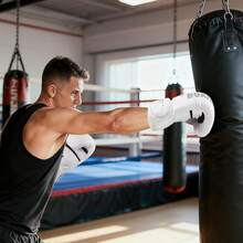 Guantes de Boxeo Profesionales 8-18 oz para Hombres y Mujeres - Incluye Protector Bucal MMA + Vendas + Bolsa de Almacenaje - Ideal para Entrenamiento, Muay Thai y Sparring Ajustable - Blanco - Ver 5