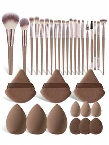 32件套化妆工具套装，包括：20支化妆刷套装+3个三角粉扑+3个化妆海绵+3个迷你化妆海绵+3个迷你气垫粉扑，一应俱全，新手友好 | 方便携带，送礼佳品 | 新手/女性的完美之选 - 彩色 - 查看 13