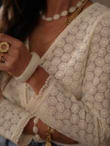 V领纹理针织纽扣前开襟衬衫 - 杏色 - 查看 2