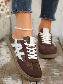 复古德式休闲运动鞋，时尚百搭低帮运动滑板鞋，休闲白鞋 - 棕色 - 查看 4