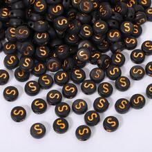 200/500/1000 piezas Cuentas con patrón de letras doradas sobre base negra de 4x7mm para hacer collares y joyería DIY - Fondo negro con letras doradas - Ver 53