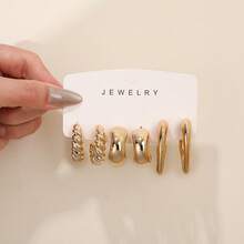 1-9对复古时尚金色C形/几何/纹理耳环，采用轻质树脂材料制成，适合日常、派对、约会和其他场合佩戴。 - 金色 - 查看 4