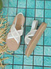 1双女士白色网眼装饰面料高弹透气减震防滑耐磨圆头简约时尚沙滩风套脚泡沫平底凉鞋，适合3-15岁女孩日常、居家、旅行、派对穿着，2026春夏新款泡沫凉鞋 - 白色 - 查看 3