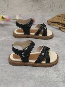 1双女童黑色PU皮鞋，饰有水钻花朵，圆头设计，防滑软底，休闲公主风凉鞋，适合3-15岁儿童，日常穿着、生日、旅行、上学等场合，2026春夏款 - 黑色 - 查看 6