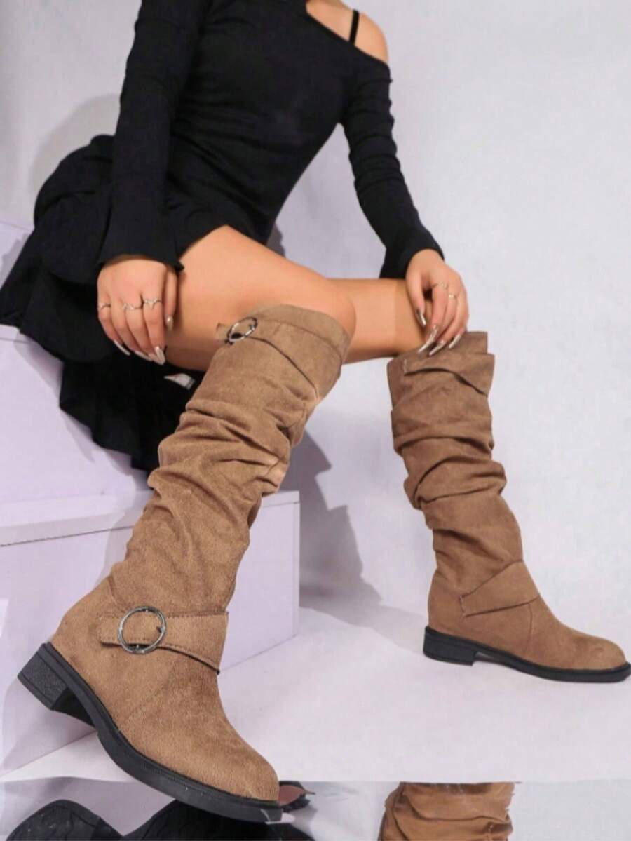Over-The-Knee Boots, Focusing On A Stylish Commuting Style - 棕色 - 查看 1