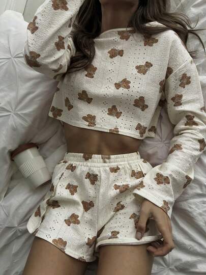 Nina Bonheur 2 piezas Conjunto de ropa de dormir para mujer cómoda con estampado de oso hueco en lazo - Top de cuello redondo + Shorts con abertura lateral