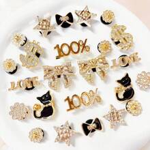 24 قطعة من اكسسوارات الأحذية الأنيقة والجميلة والعصرية على شكل فراشة ذهبية، نسبة مئوية، قطة، نجمة، حرف، علامة دولار، مناسبة للأحذية والصنادل والشبشب النسائية، للزينة DIY، مثالية للمناسبات والأعياد والحفلات - الذهبي - مشاهدة 3