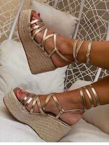 REYNEA Women's Platform Sandals, Thin Strap Espadrille Wedge Design, Y2K Vintage Bohemian Style Inspired, Comfortable For Walking, Ideal For Summer, Vacation, Beach, Daily Walks, Relaxed Outfits, Dresses, And Fresh Day-To-Night Looks. Estimated Delivery: 1-3 Business Days (Peninsula) - 金色 - 查看 2