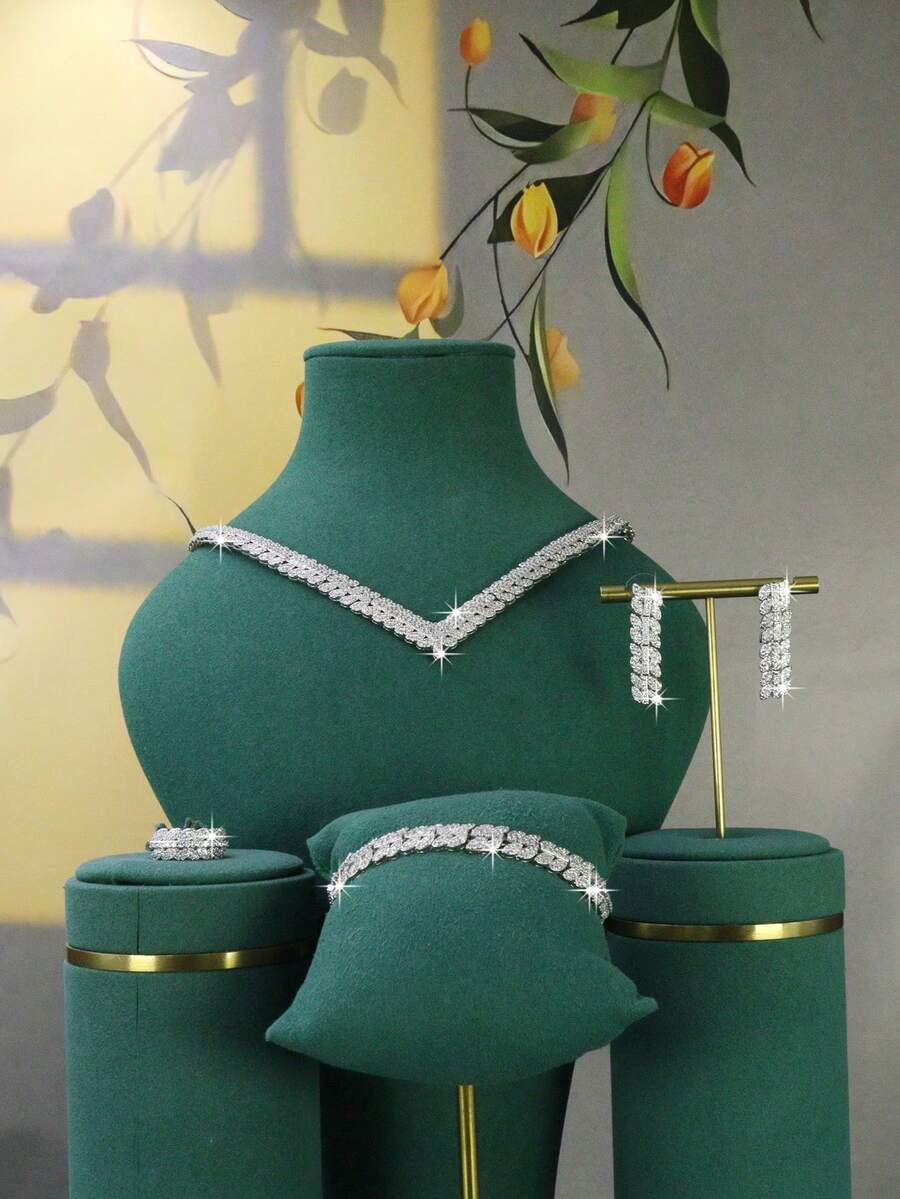 Conjunto de joias de luxo em estilo real com design geométrico em formato de V, composto por 5 peças: colar, pulseira, brincos e anel. Ideal para uso diário, casamentos e como presente de aniversário de casamento (acompanha caixa de presente dourada). - Terno de noiva geométrico em formato de V - Ver 1