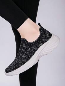 女士黑色透气针织休闲平底一脚蹬鞋，轻便舒适 - 黑色 - 查看 3