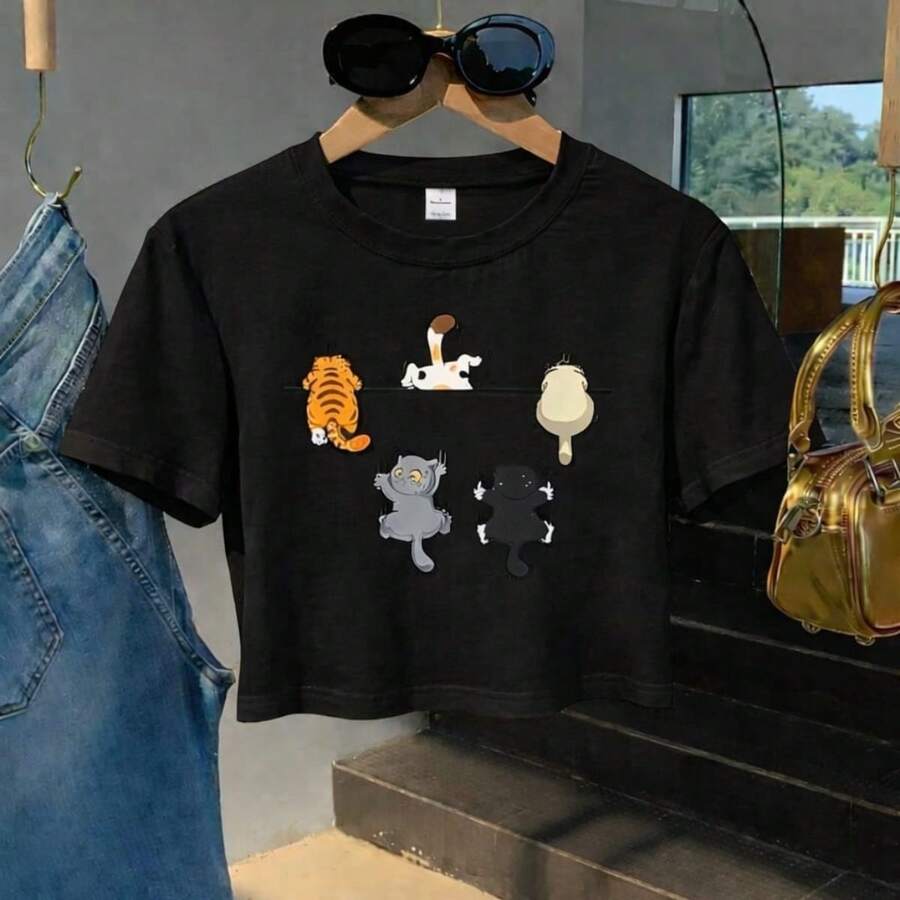 Women's Cropped T-Shirt With Cute Kitten Print. Cotton Knit Top. Perfect For All Occasions. - 黑色 - 查看 1