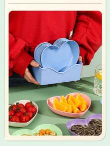 11/5/1pc Party Romantic Heart Shaped Plates, Snack, Chips, Fruit, Dessert, Pasta, Appetizer Plates, Wedding, Engagement, Holiday Party Supplies - Multicolor - View 8