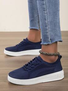 Zapatos casuales para mujer, zapatillas deportivas con cordones, suela blanda y cómoda, zapatos planos tipo patín para mujer, livianos y de corte bajo para uso diario - Azul profundo - Ver 5