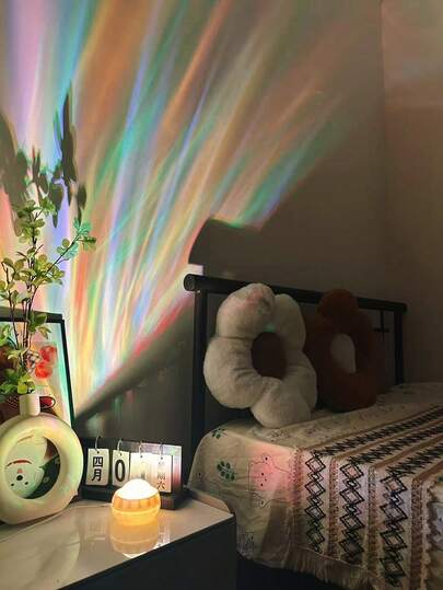 1 قطعة إضاءة ليلية بتأثير شفق قطبي - مصباح مزاجي يعمل بالكهرباء عبر منفذ USB، إضاءة ليلية تغير ألوانها بواسطة جهاز تحكم عن بعد، 7 ألوان سحرية للإسقاط، مناسبة لغرفة النوم وغرفة الألعاب والحفلات والمكتب والتخييم وعيد الهالوين وعيد الميلاد، فكرة هدية رائعة للأصدقاء والأحباء