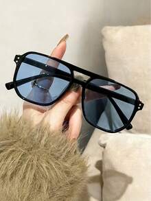 1件装女士蓝色可爱飞行员款时尚眼镜，塑料几何镜框，适合日常时尚佩戴、日光浴、度假、节日礼物、沙滩配饰