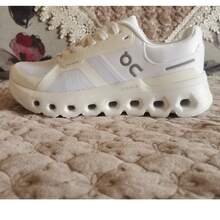 2026 New Cloudrunner 2 Comfortable Cushioned Low-Top Thick-Sole Fashionable Sports Casual Running Shoes - White - View 7