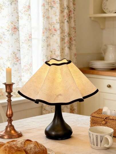 1 chiếc đèn bàn tối giản, dùng nguồn USB, phong cách Đông Nam Á hiện đại, cổ điển, trang trí cao cấp, phù hợp cho phòng ngủ, bàn làm việc, phòng khách.