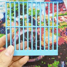 Diamond Painting Precision Measuring Tool , Featuring A Handle And Ruler For Both Round And Square Diamonds, Designed With A Grid Layout And Color-Coded Markings, Made From Plastic,Suitable For Both Beginners And Professionals - Multicolor - View 10